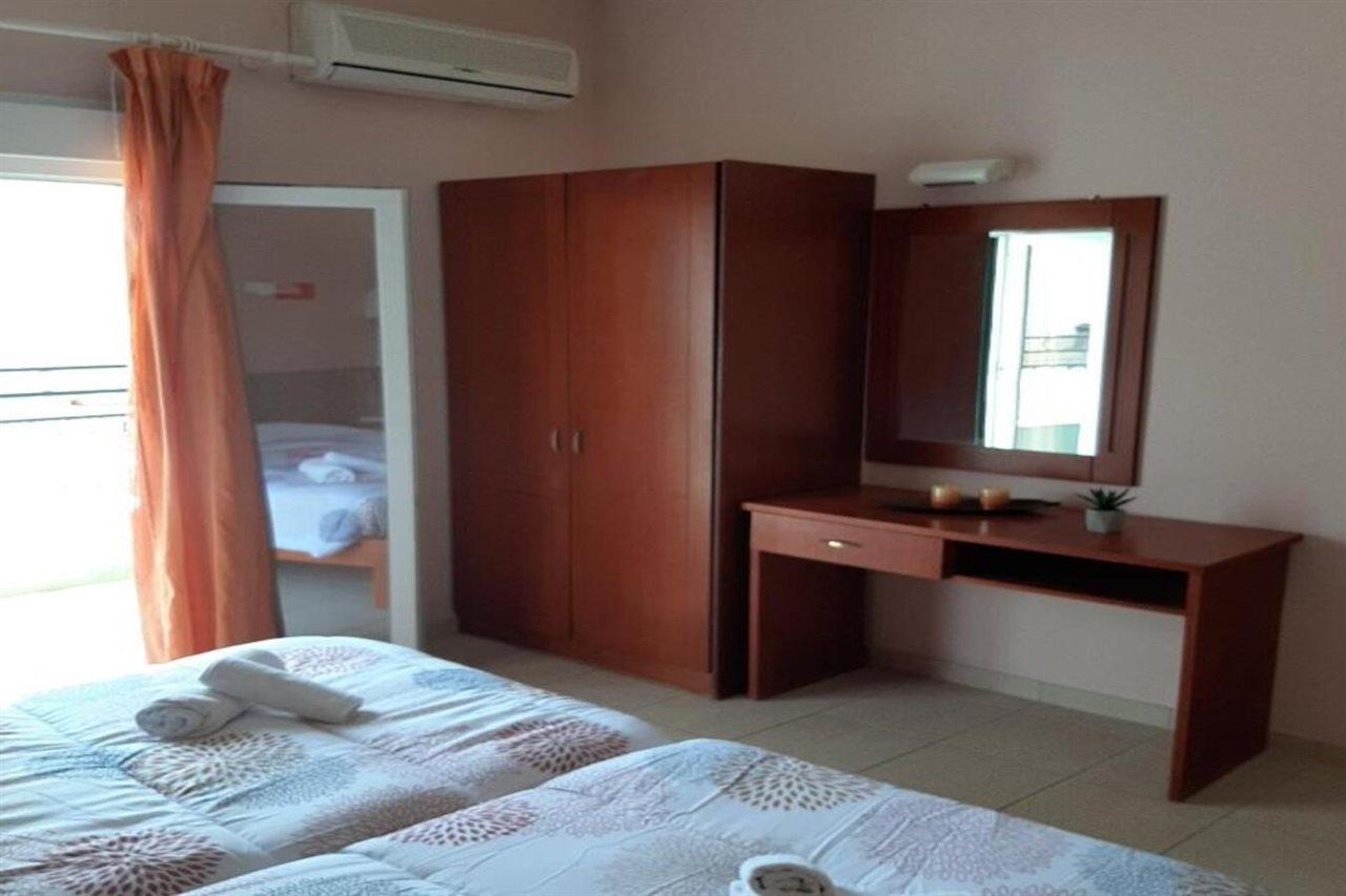 Zefiros Apartments Gouvia Luaran gambar